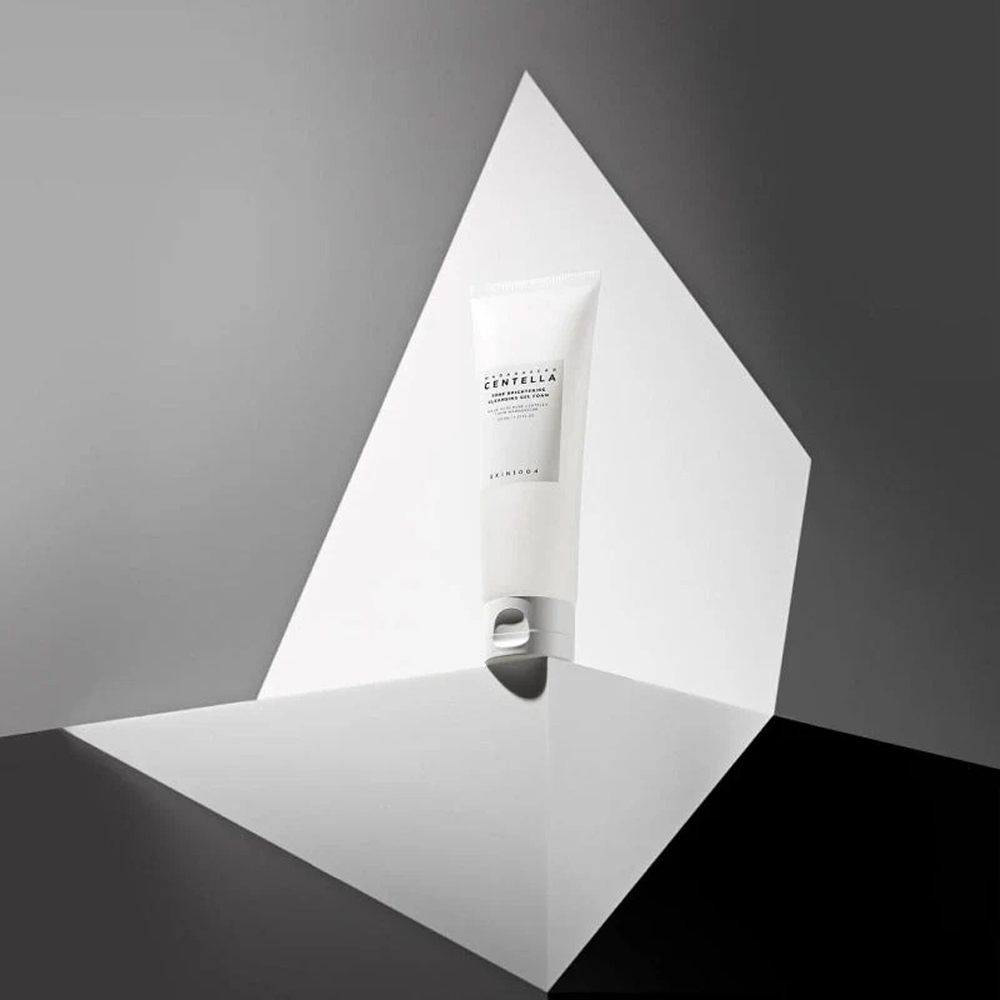 Skin1004 Madagascar Centella Tone Brightening Cleansing Gel Foam 125ml